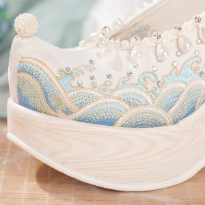 Vintage Embroidery Wave Print Pearl Platform High Heels Shoes - Modakawa Modakawa