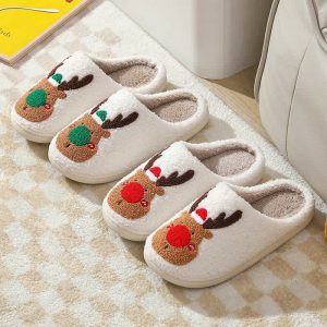 Lovely Christmas Reindeer Plush Slippers - Modakawa Modakawa