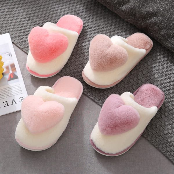 Love Heart Pattern Plush Slippers - Modakawa modakawa